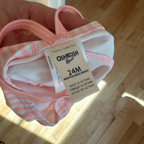 NWT Oshkosh Girls Swimsuit - 24mo - Picture 6 of 6
